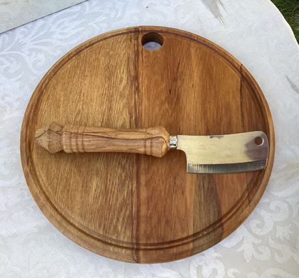 Cheese board with Cleaver Style Cheese Knife